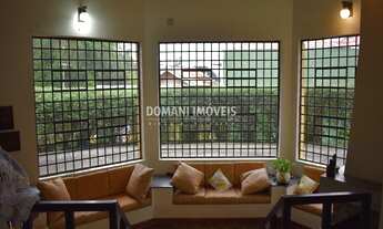 Imagem 5: Casa à Venda com Preço de Oportunidade na Região do Atalaia - Campos do Jordão/SP