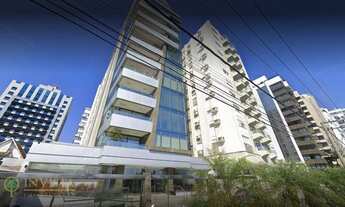 Imagem 2: Apartamento na Beira Mar Norte com 3 suítes