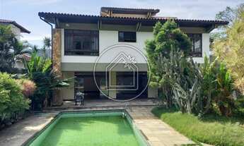 Imagem 2: São Francisco - Excelente casa no melhor condomínio