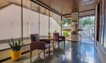 Imagem 2: Apartamento Último Andar 1 dormitório ,sol norte, sacada com churrasqueira , garagem e ele