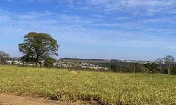 Imagem: Lote no Condomínio Vinhas Flamboyant, entre