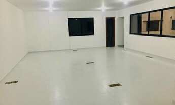 Imagem 4: AKG IMÓVEIS ALUGA CONJUNTO COMERCIAL NO BATEL