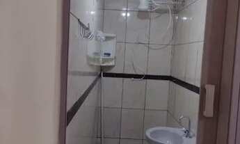 Imagem: Aluga se um quarto com banheiro