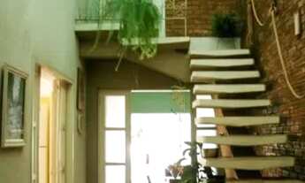 Imagem 2: Casa para Venda - 250m², 3 dormitórios, sendo 1 suites, 2 vagas - Partenon