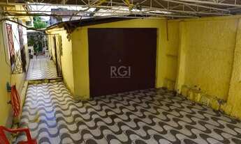 Imagem: Casa Com 5 dormitórios no Bairro Partenon