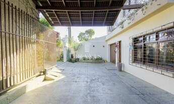 Imagem 6: CASA em CURITIBA-PR, no bairro AHÚ - Referência PLC0031