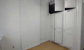 Imagem 6: Apartamento para aluguel e venda possui 48 metros quadrados com 2 quartos