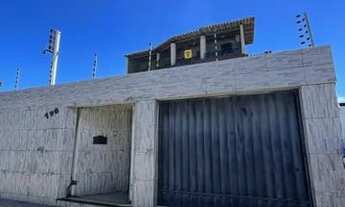 Imagem 1: Casa de Andar na Rua Niceu