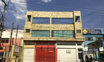 Imagem 6: Salão comercial de fino acabamento no centro