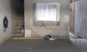 Imagem 2: Casa de 105m² com 2 dormitórios e 2 vagas a venda - Embu das Artes