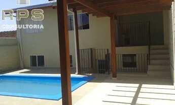 Imagem 2: Casa térrea para alugar em Atibaia, com 4 quartos, 3 banheiros, edicula e piscina