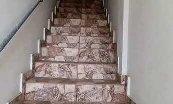 Imagem 6: VENDO IMÓVEL COM 4 CASAS E 2 LOJAS