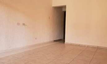 Imagem 6: Aluga-se casa com três cômodos e garagem, Centro - Itapevi - SP