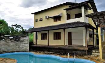 Imagem 7: Construído em um lote de 1000 m2, este imóvel é composto de uma casa com dois pavimentos e