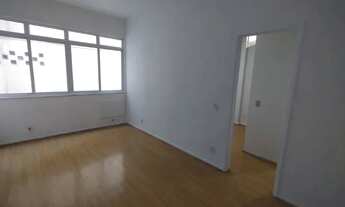 Imagem 2: Apartamento para aluguel e venda possui 48 metros quadrados com 2 quartos