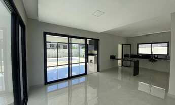 Imagem 3: Casa de alto padrão em condomínio fechado