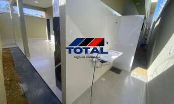 Imagem 2: CASA COM 03 QUARTOS SENDO 01 SUÍTE, COM GARAGEM PARA ATÉ 03 CARROS, LOCALIZADA NO MOINHO D