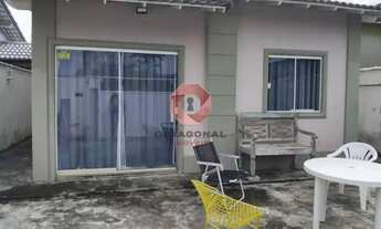 Imagem: Belíssima Casa com 2 quartos à venda