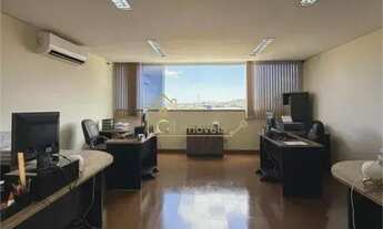 Imagem 2: Casa moderna + prédio comercial no mesmo lote, no São Cristóvão em Betim, acabamento de al