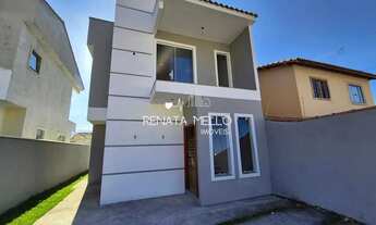 Imagem: Casa duplex no bairro Mirante das Agulhas