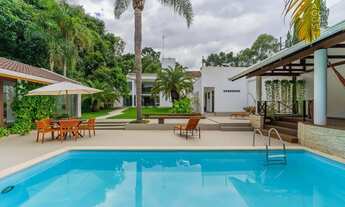 Imagem: Casa, 03 Suítes, 05 Vagas, Piscina, Cascatinha