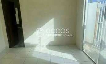 Imagem 2: Casa para aluguel, 3 quartos, 1 suíte, 1 vaga, GOIÁS - ARAGUARI/MG