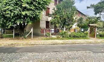 Imagem 2: Apto térreo de 02 dorm, sala, banho, cozinha, reformado, com vaga de convenção