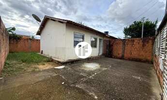 Imagem: Casa com 2 Quartos, 1 Suíte e 2 Vagas em