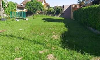 Imagem: Terreno plano de 396m dentro do Condomínio