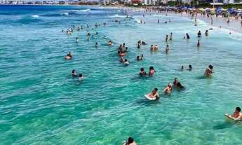 Imagem 2: Apto nos ingleses 3quadras da praia ,alugo diarias, mensal e temporadas 3 dorm, completo