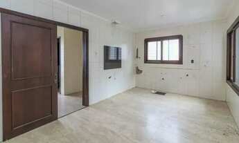 Imagem 7: Casa / 3 Dormitórios / 1 Suíte / 3 Vagas / Churrasqueira / Piscina / Jardim Planalto / Jar