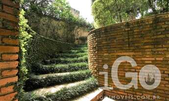 Imagem 2: Térrea em meio de muito verde e privacidade total! Terreno: 1177,00 m²