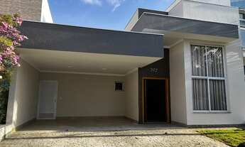 Imagem 2: Casa de condomínio para venda possui 170 metros quadrados com 4 quartos em Iporanga - Soro