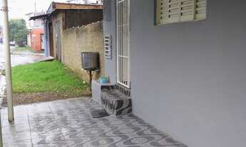 Imagem: Vendo este imóvel na entrada do gujuviras.em