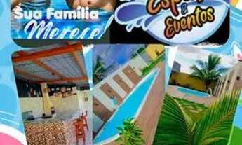 Imagem: Espaço com piscina