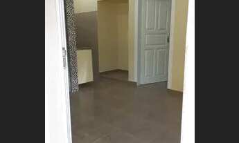 Imagem: Apto conjugado para alugar no Aleixo. R$