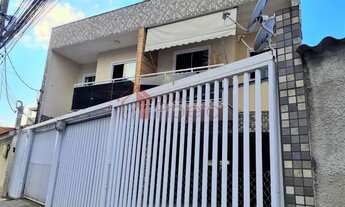 Imagem: Casa com garagem e 02 Quartos e Garagem