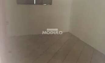 Imagem 2: CASA RESIDENCIAL à venda, 3 quartos, 1 suíte, 2 vagas, SAO JORGE - Uberlândia/MG