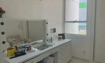 Imagem 5: Apartamento com 3 quartos, sendo 1 suíte e tem mais um reversível. R$ 2.750,00 já com as t