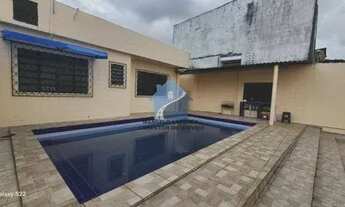 Imagem: São Jorge. Alugo casa com 250m2, 3 quartos