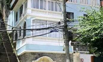 Imagem: Casa com 7 quartos à venda, 585 m² por