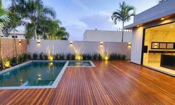 Imagem 2: Casa Térrea no Res. Anaville com 245m2 e 4 suítes - Anápolis - Goiás