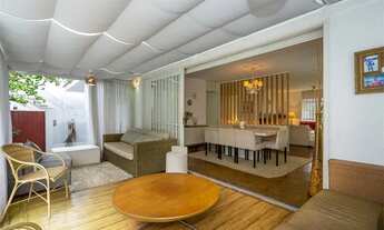 Imagem 2: Encantadora casa térrea no Caxingui: conforto e bem estar em um só lugar!