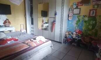 Imagem 5: Barato, Júlia Seffer, Casa com 3/4 sendo 1 suíte mais 2 Kitnets atrás, 525 m² de terreno