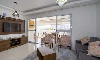 Imagem 2: Belíssimo Apartamento com Varanda Gourmet em Condomínio Clube