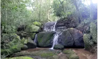 Imagem 2: PORTO ALEGRE - Terreno Padrão - Vila Nova