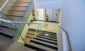 Imagem 4: Apartamento para venda possui 60 metros quadrados com 2 quartos em Fanny - Curitiba - Para