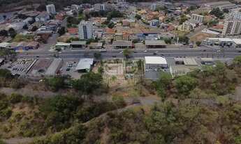 Imagem 4: Terreno com mais de 2.500 m² na Av. Miguel Sutil