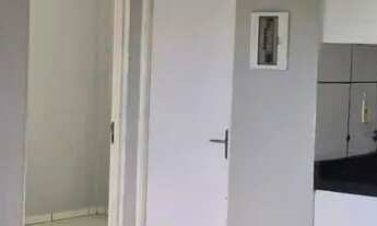 Imagem 4: Anadilson Apto com 2/4, sala