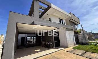 Imagem: Sobrado - 4 Quartos - Jardins Capri